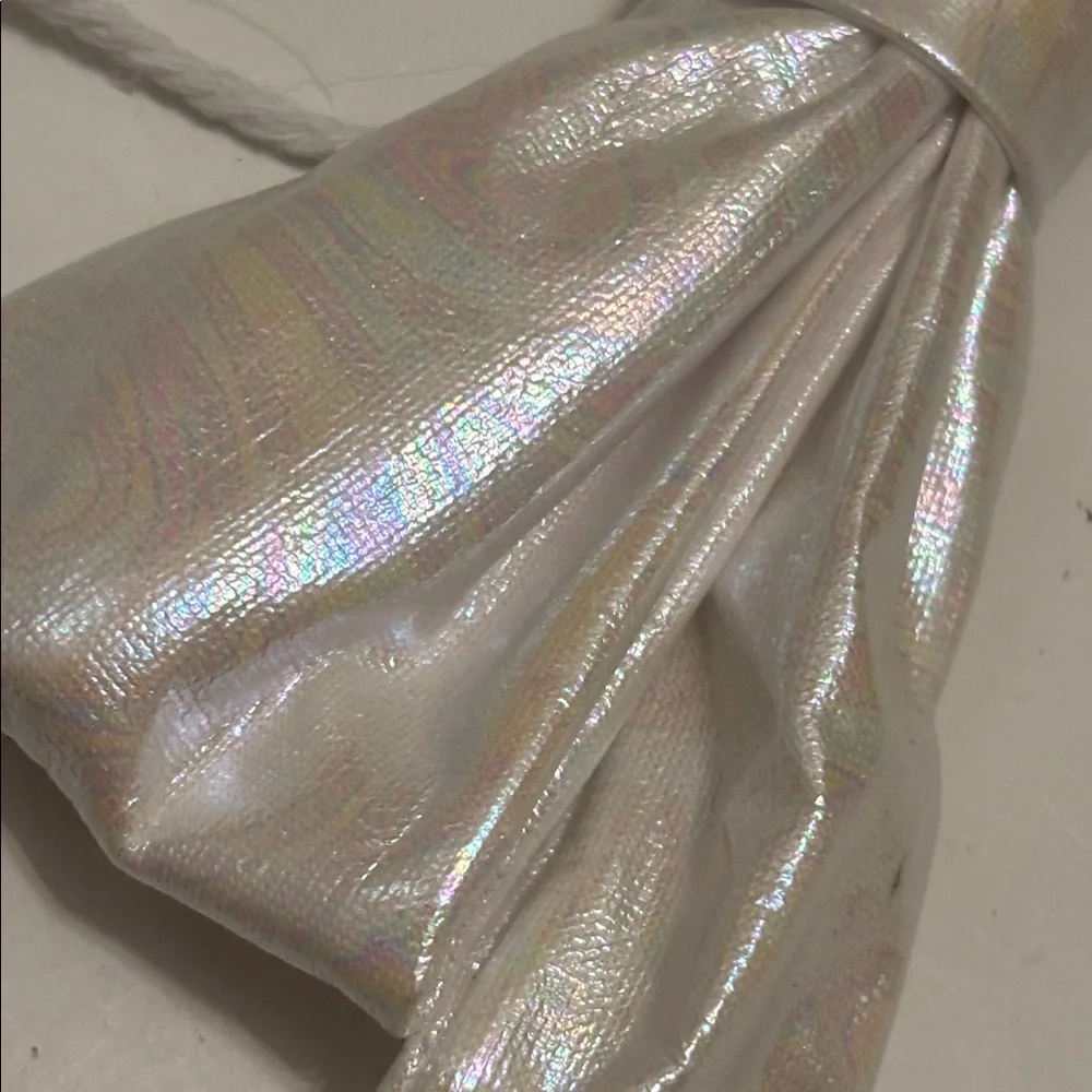 Iridescent Bow Garland Set of 2 White Pearly Garland Girlhoodcore Bow Garland